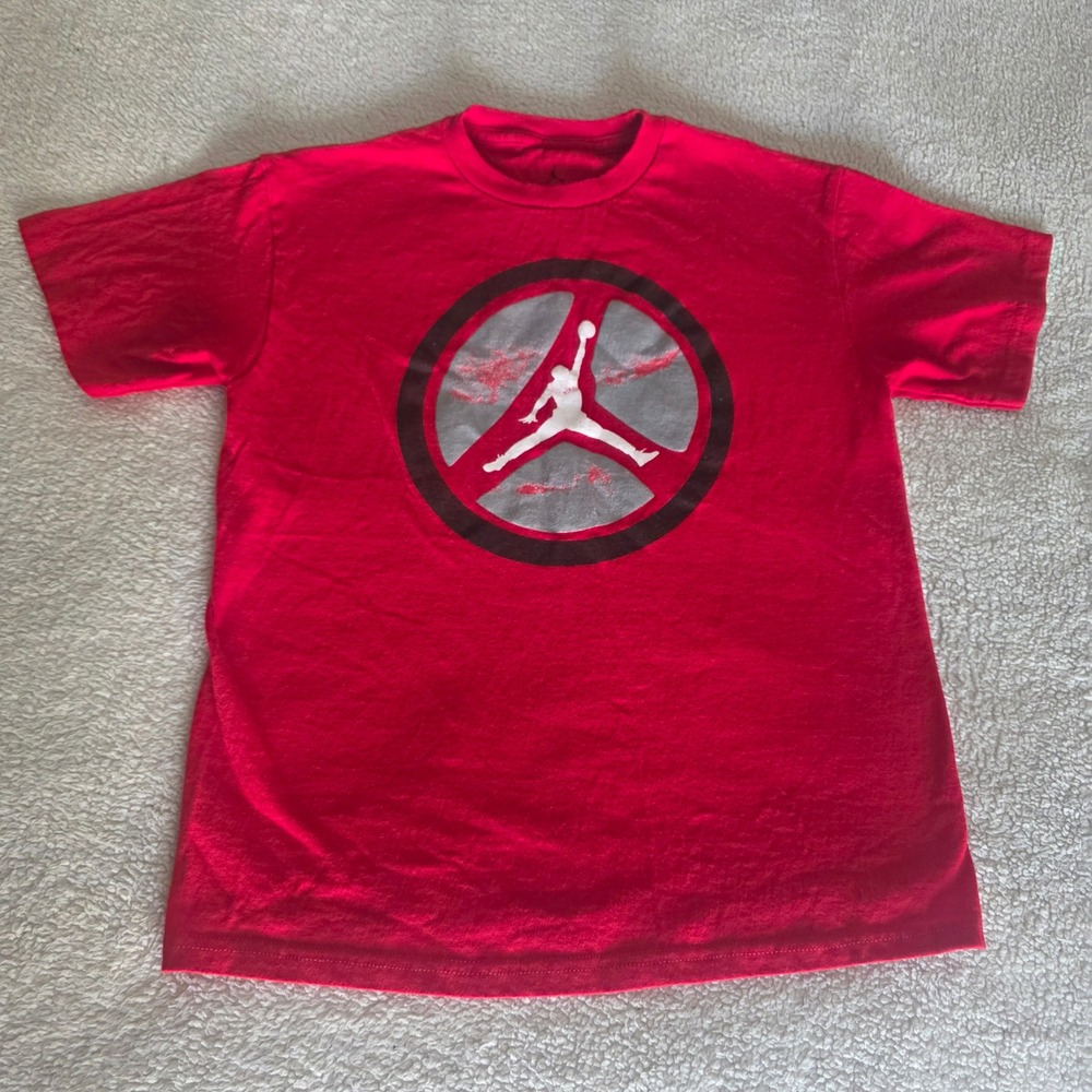 Jordan Kids Red Graphic T-Shirt Medium 10-12 Jumpman Peace
